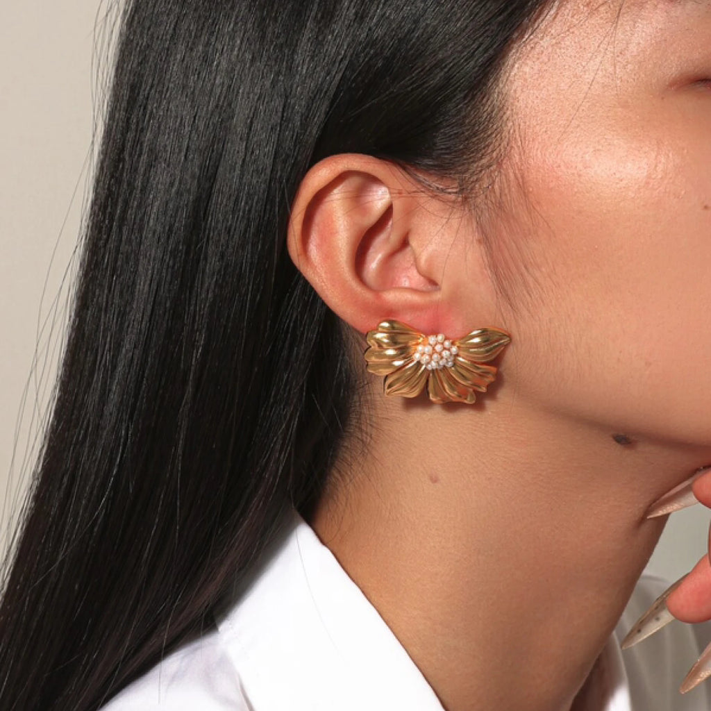 YAJUNIEL 24K Gold Plated Pearl Flower Stud Earrings