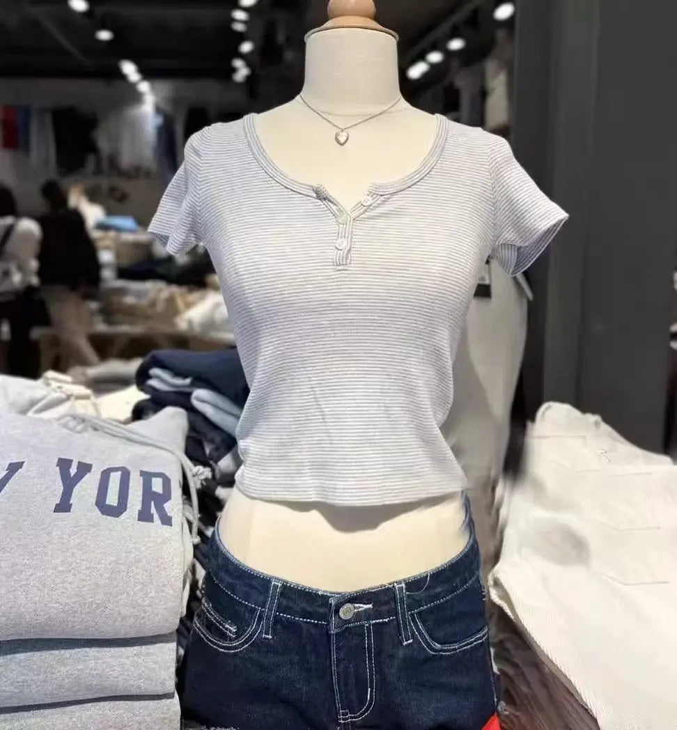 Women's Y2K Striped Button Crop Top