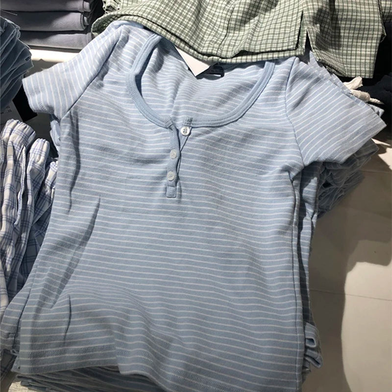 Women's Y2K Striped Button Crop Top