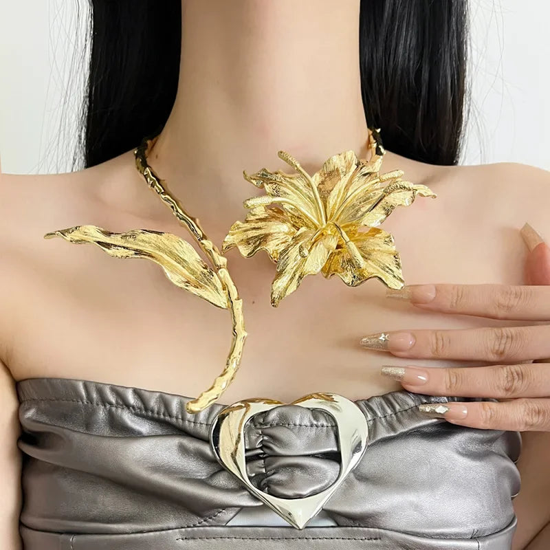 Exaggerated Oversized Lily of the Valley Metal Collar Necklace – 2026 New Upscale Statement Jewelry for Women