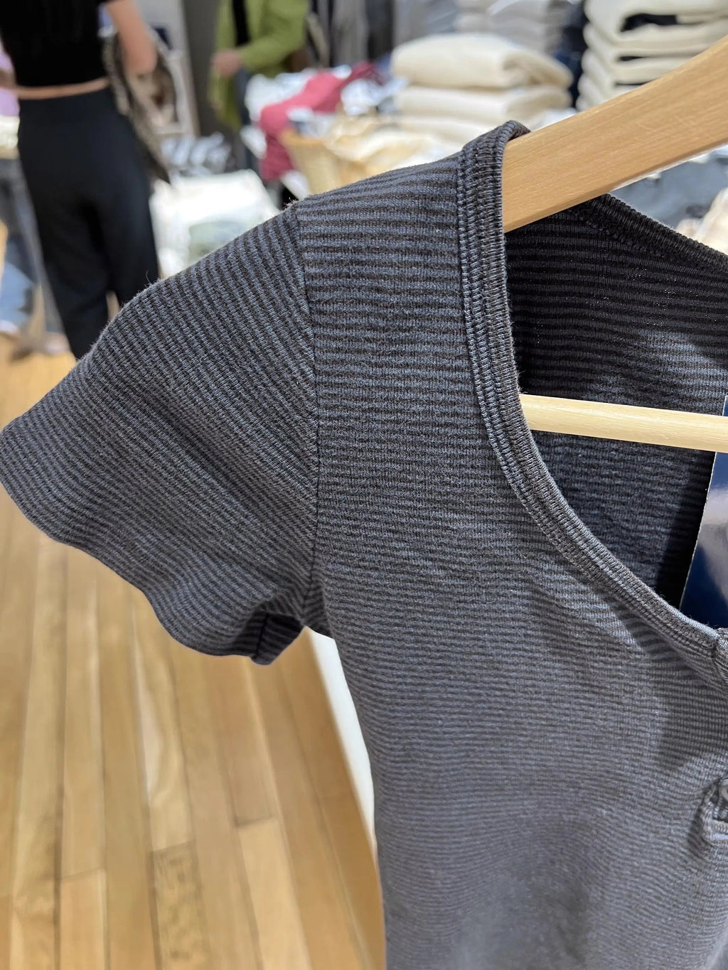 Women's Y2K Striped Button Crop Top