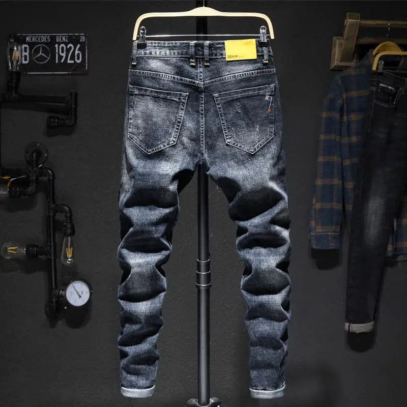 Men’s Ripped Slim Fit Straight Jeans